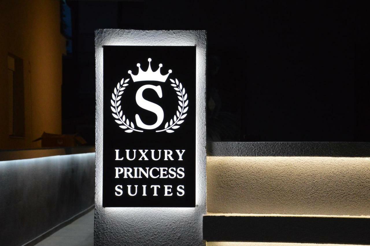 S. Luxury Princess Suite Nea Kallikrateia Exteriör bild